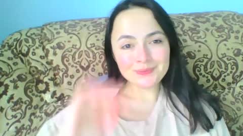 emily_morning_dew online show from January 12, 2025, 7:21 am