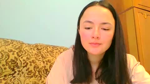 emily_morning_dew online show from January 15, 2025, 7:48 am