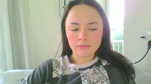 emily_morning_dew online show from January 27, 2025, 7:56 am