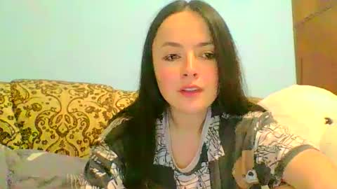 emily_morning_dew online show from February 19, 2025, 6:43 pm