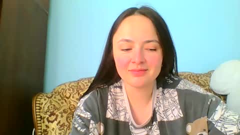 emily_morning_dew online show from March 4, 2025, 12:33 pm