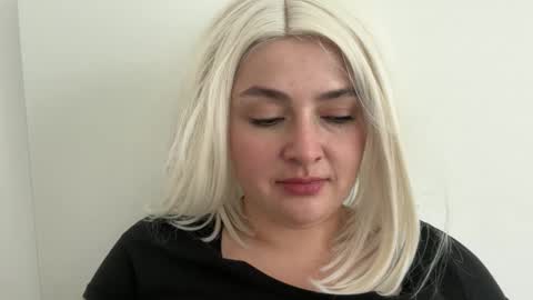 emily_morning_dew online show from April 11, 2026, 10:52 am