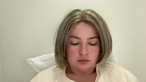 emily_morning_dew online show from June 10, 2026, 4:34 am