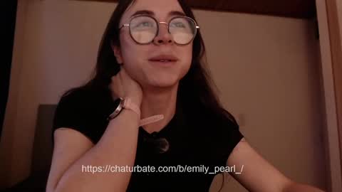 emily_pearl_ online show from January 29, 2025, 10:43 pm