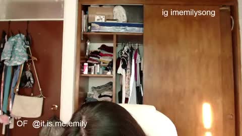 Snapshot of emily_pearl_ chatting on May 16, 2026, 7:56 pm emily_pearl_ online show from May 16, 2026, 7:56 pm