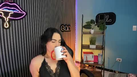 Snapshot of emily_roberts1 chatting on July 16, 2026, 12:33 pm Emily online show from July 16, 2026, 12:33 pm
