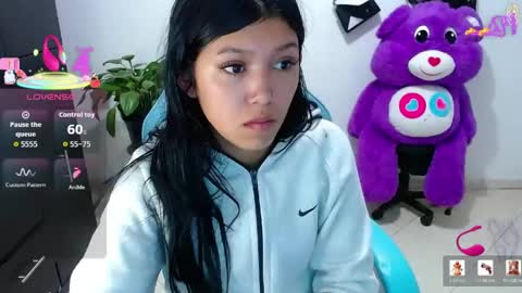       online show from April 18, 2026, 9:46 am