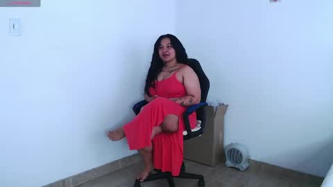 Snapshot of emily_rousee1 chatting on May 20, 2026, 4:35 pm Sofia Gomez online show from May 20, 2026, 4:35 pm