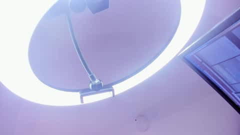 Snapshot of emily_roux chatting on December 7, 2024, 7:27 am  EMILY  online show from December 7, 2024, 7:27 am