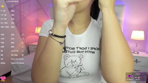 Snapshot of emily_roux chatting on January 12, 2025, 2:09 pm  EMILY  online show from January 12, 2025, 2:09 pm