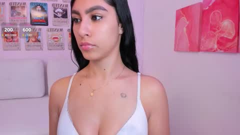 Snapshot of emily_roux chatting on November 2, 2025, 2:41 pm  EMILY  online show from November 2, 2025, 2:41 pm