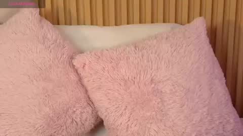 Snapshot of emily_sweett12 chatting on June 24, 2026, 12:04 pm Emily online show from June 24, 2026, 12:04 pm