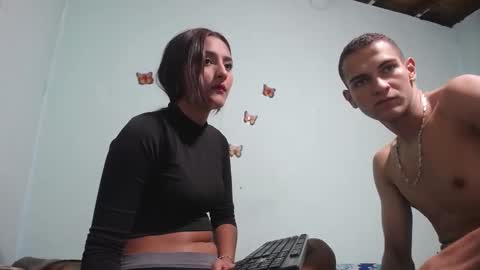 emily_valencia_1 online show from September 30, 2025, 3:55 am