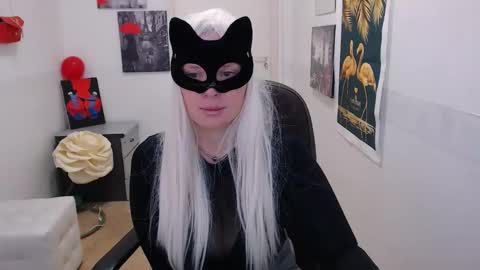 Snapshot of emily_york18 chatting on February 7, 2025, 1:11 pm Emily online show from February 7, 2025, 1:11 pm