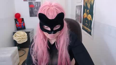 Snapshot of emily_york18 chatting on February 22, 2025, 11:46 am Emily online show from February 22, 2025, 11:46 am