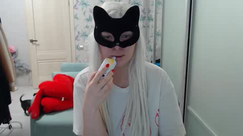 Snapshot of emily_york18 chatting on January 9, 2026, 2:20 pm Emily online show from January 9, 2026, 2:20 pm