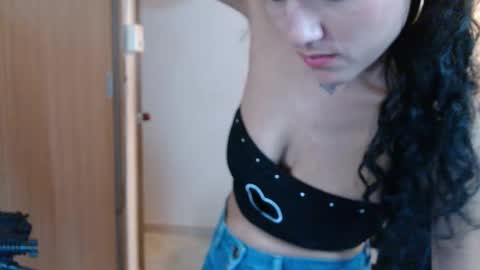 EMILY  online show from October 7, 2025, 7:55 pm