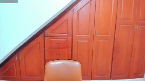 EMILY  online show from October 20, 2025, 7:58 pm