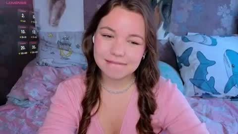Snapshot of emilyart_ chatting on July 14, 2026, 3:22 am artist Emily online show from July 14, 2026, 3:22 am