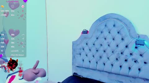  EMILY  online show from February 14, 2025, 8:31 am