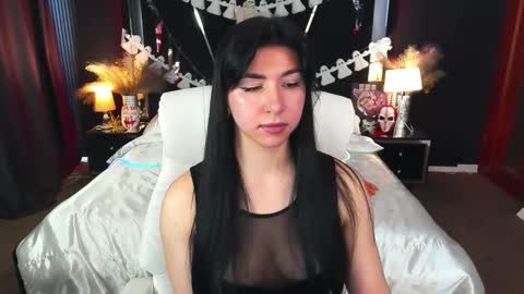 Emy online show from November 1, 2025, 7:21 am