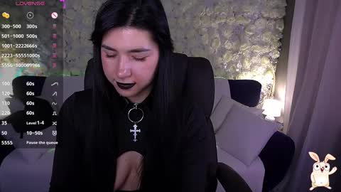 Emy online show from May 28, 2026, 6:21 am