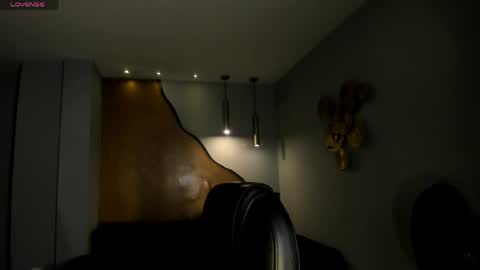 Snapshot of emilycarterr_ chatting on May 7, 2026, 10:42 am Emily Carter online show from May 7, 2026, 10:42 am