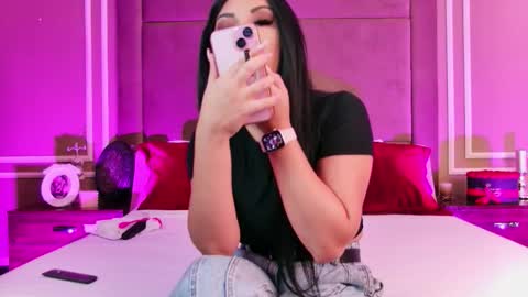 Emily online show from September 14, 2025, 4:11 am