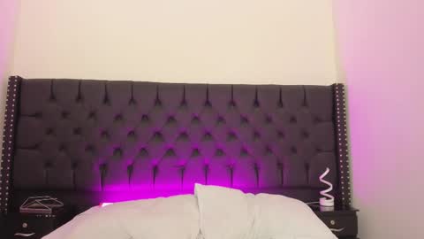 Emily online show from December 5, 2025, 5:05 am