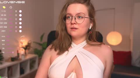 Emily  online show from January 29, 2025, 3:04 pm