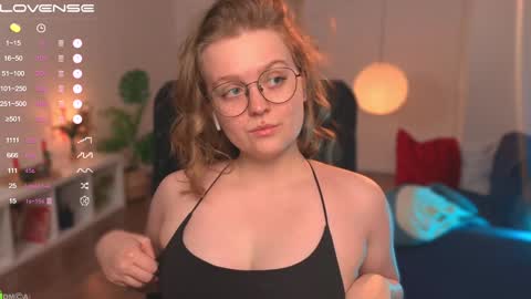 Emily  online show from February 6, 2025, 12:16 pm