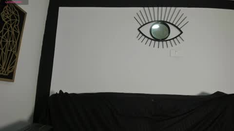 Emily online show from April 18, 2026, 11:25 am