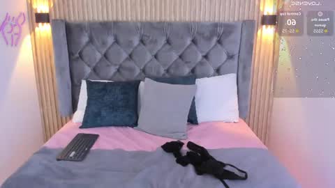 emilygracce online show from July 1, 2026, 12:18 pm