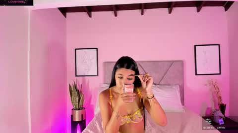 Emily online show from November 26, 2025, 10:27 am