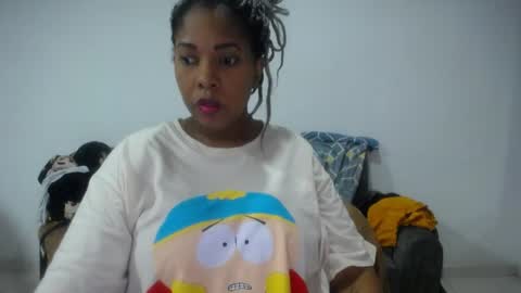 Snapshot of emilyhines__ chatting on May 9, 2026, 2:17 am Emilyhines online show from May 9, 2026, 2:17 am