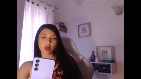 Emily Jang online show from September 14, 2025, 9:58 pm