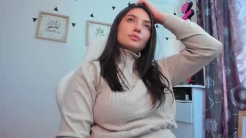 Emily Jang online show from November 10, 2025, 4:17 pm