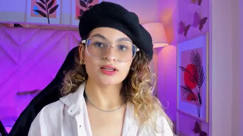 Emilyjonnes  online show from March 19, 2026, 8:46 pm