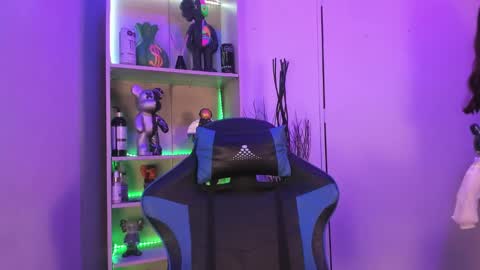 VALEEEN online show from January 10, 2025, 3:58 pm