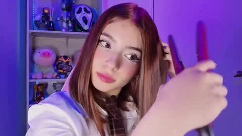 VALEEEN online show from November 6, 2025, 4:08 pm