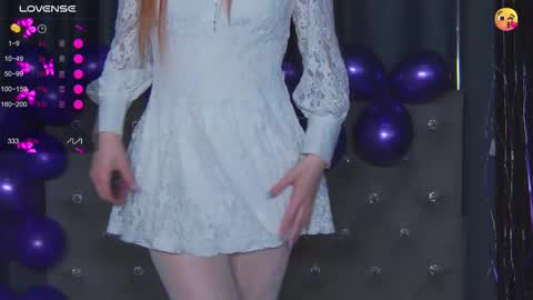 EmilyKents online show from November 29, 2025, 2:03 am