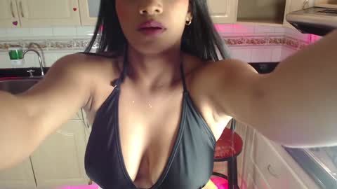 Emily  online show from December 19, 2024, 3:52 pm