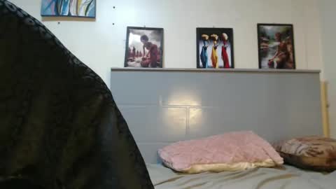 Emilly online show from March 2, 2025, 8:50 pm