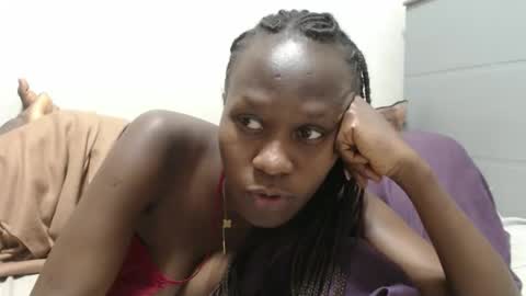Snapshot of emilyposha chatting on March 3, 2026, 9:31 pm Emilly online show from March 3, 2026, 9:31 pm