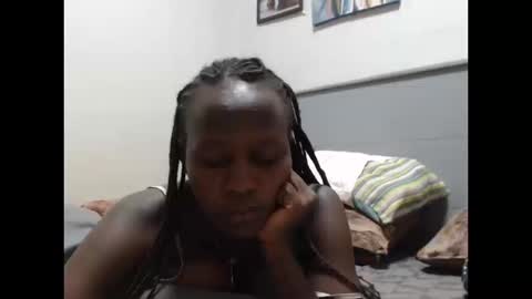 Snapshot of emilyposha chatting on March 12, 2026, 11:00 pm Emilly online show from March 12, 2026, 11:00 pm