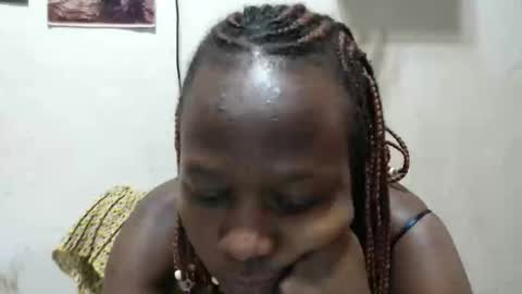 Snapshot of emilyposha chatting on April 5, 2026, 10:45 am Emilly online show from April 5, 2026, 10:45 am