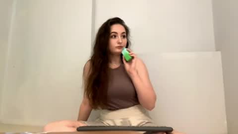 Emilly online show from April 24, 2026, 3:53 am