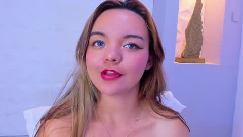 Snapshot of emilyrouss_ chatting on January 14, 2025, 2:08 am EMILY online show from January 14, 2025, 2:08 am