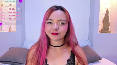 Snapshot of emilyrouss_ chatting on February 25, 2025, 7:14 pm EMILY online show from February 25, 2025, 7:14 pm