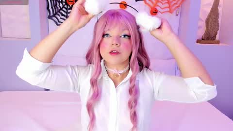 Snapshot of emilyrouss_ chatting on October 17, 2025, 7:16 pm EMILY online show from October 17, 2025, 7:16 pm